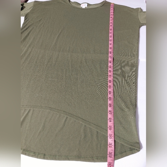 Solid Green Lularoe Irma Size Large - Picture 4 of 7